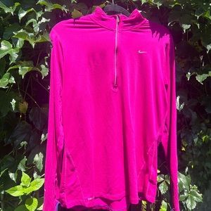 🚨SOLD🚨Dark pink Nike long sleeve